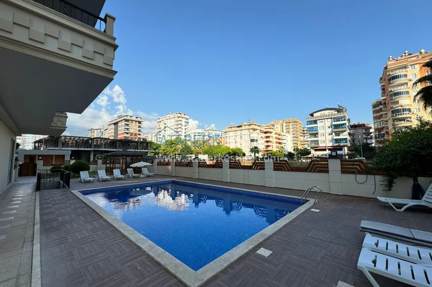 Umeblowany apartament z dwiema sypialniami w centrum Mahmutlar, zaledwie 200 metrów od plaży 6 
