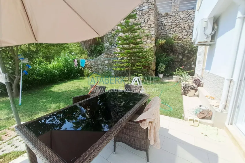 Trzypiętrowa prywatna willa z meblami od właściciela - Alanya, dzielnica Bektash. Nadaje się do zezwolenia na pobyt 7 