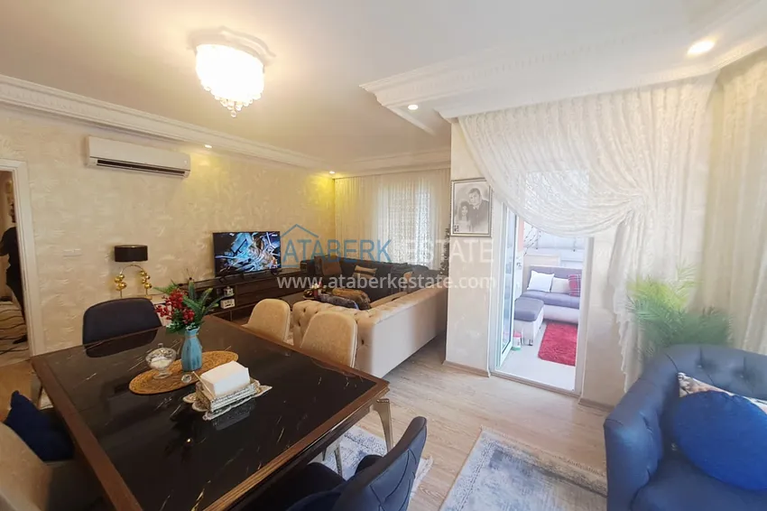 Kupuj  Apartament 2+1 umeblowany od właściciela w rejonie Kleopatry, centrum Alanyi — nadaje się na zezwolenie na pobyt 6 