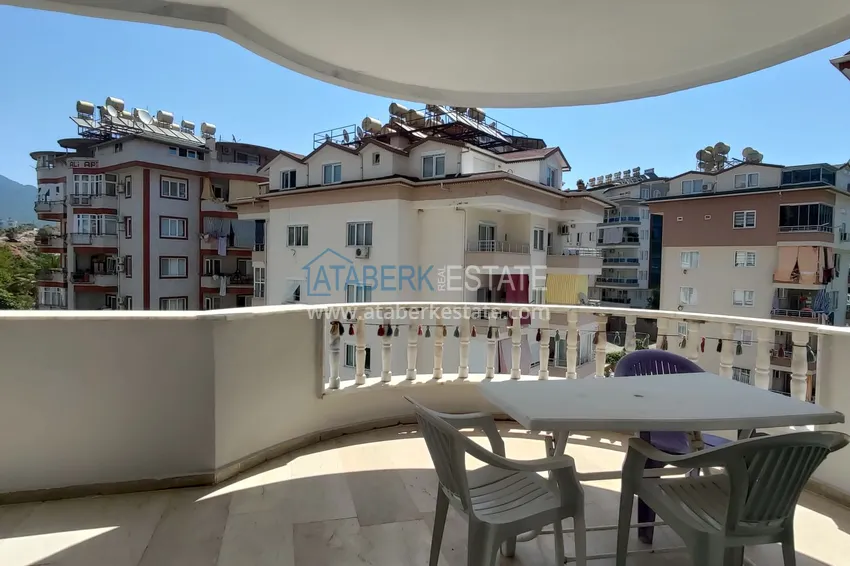 Kupuj  Trzypokojowe umeblowane apartamenty w dzielnicy Tosmur w Alanya. Nieruchomość na zezwolenie na pobyt 13 