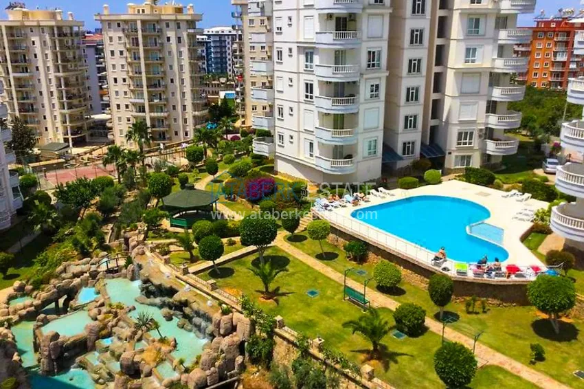 Trzypokojowe umeblowane apartamenty w dzielnicy Tosmur w Alanya. Nieruchomość na zezwolenie na pobyt 3 