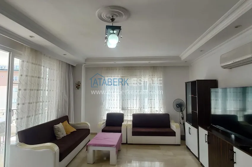 Kupuj  Trzypokojowe umeblowane apartamenty w dzielnicy Tosmur w Alanya. Nieruchomość na zezwolenie na pobyt 4 