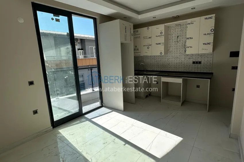 Kupuj Apartament 1+1 z częściowym widokiem na morze — Mahmutlar, Alanya, 300 m do plaży 4 
