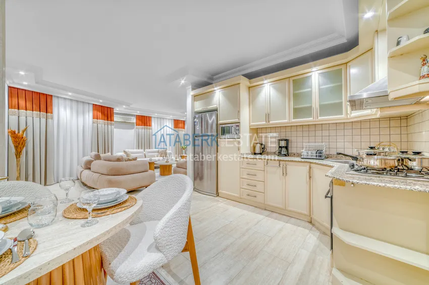 Kupuj  Duplex 4+1 w Alanyi, dzielnica Oba - z designerskim wnętrzem, odpowiednim na zezwolenie na pobyt 6 