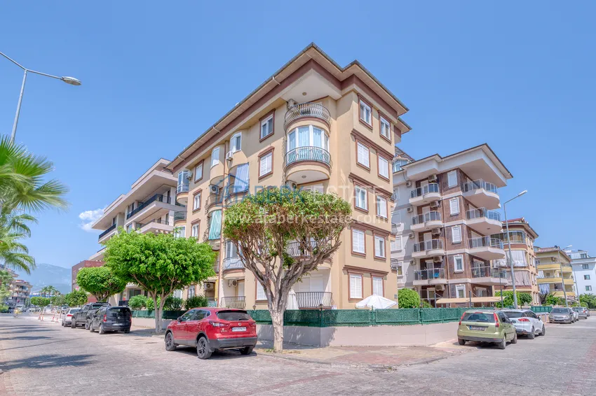 Duplex 4+1 w Alanyi, dzielnica Oba - z designerskim wnętrzem, odpowiednim na zezwolenie na pobyt 1 