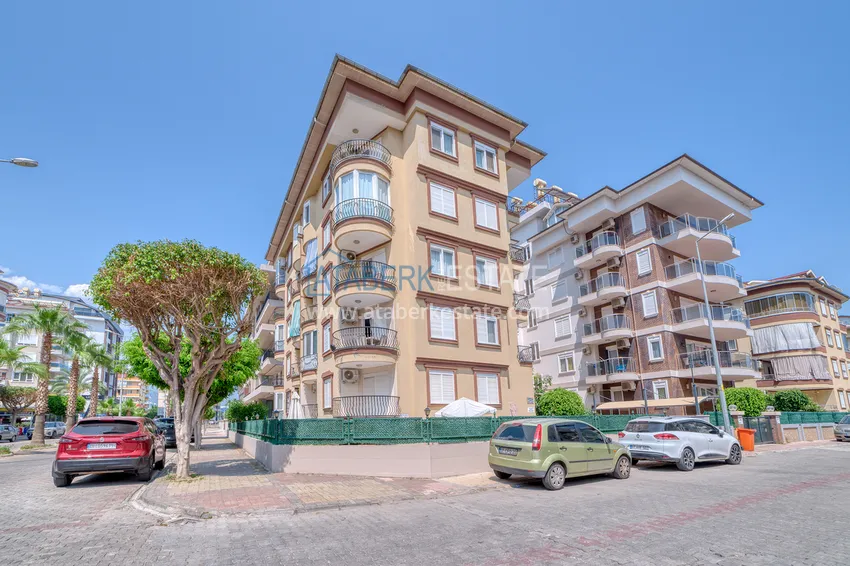 Duplex 4+1 w Alanyi, dzielnica Oba - z designerskim wnętrzem, odpowiednim na zezwolenie na pobyt 2 