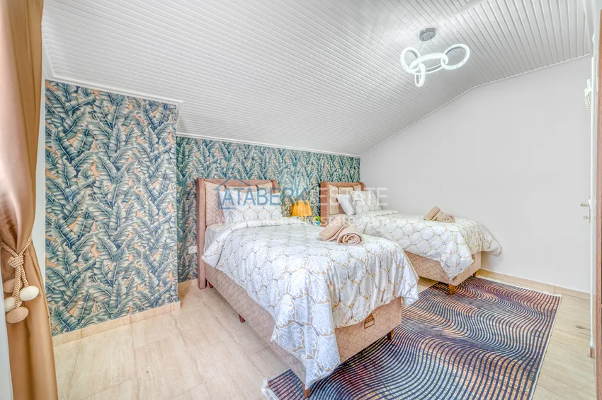 Kupuj  Duplex 4+1 w Alanyi, dzielnica Oba - z designerskim wnętrzem, odpowiednim na zezwolenie na pobyt 35 