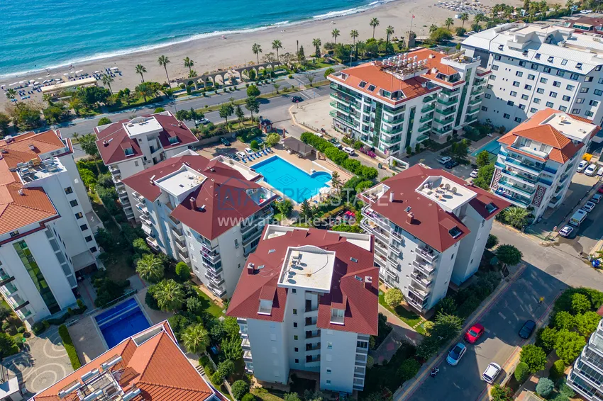 Apartament 2+1 z meblami i widokiem na morze w rejonie Kestel - pierwszy przybrzeżny, odpowiedni dla obywatelstwa 5 