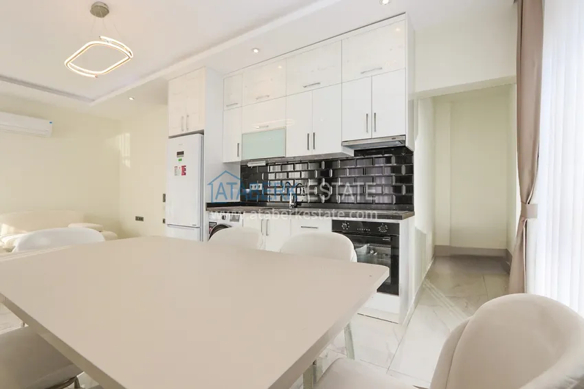 Kupuj  2+1 duplex z meblami w nowoczesnym kompleksie mieszkalnym - Upper Oba, Alanya. Nadaje się do uzyskania zezwolenia na pobyt 10 