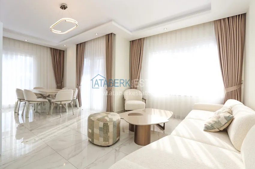 Kupuj  2+1 duplex z meblami w nowoczesnym kompleksie mieszkalnym - Upper Oba, Alanya. Nadaje się do uzyskania zezwolenia na pobyt 4 