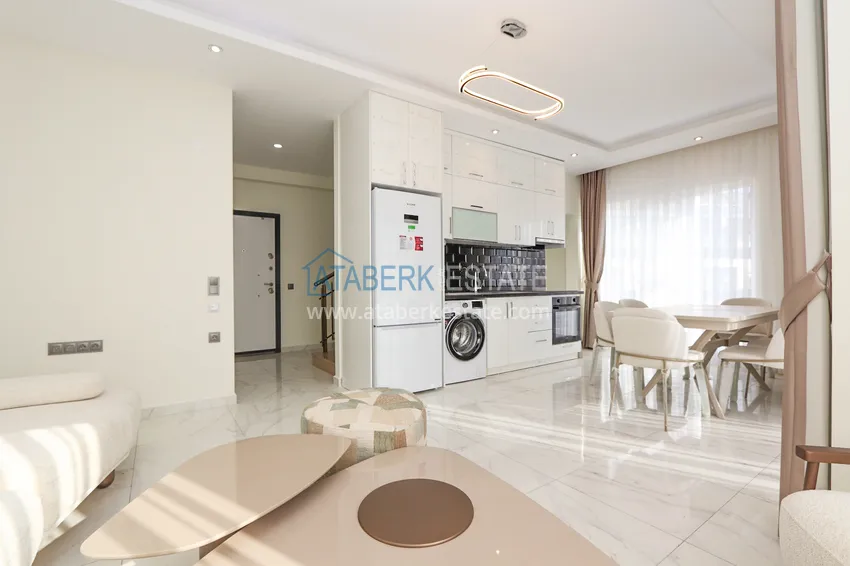 Kupuj  2+1 duplex z meblami w nowoczesnym kompleksie mieszkalnym - Upper Oba, Alanya. Nadaje się do uzyskania zezwolenia na pobyt 7 