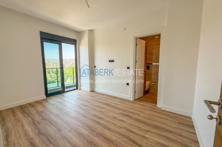 Kupuj  Nowoczesne apartamenty i penthouse'y z widokiem na morze w Avsallar, Alanya - 2-letni plan ratalny 12 