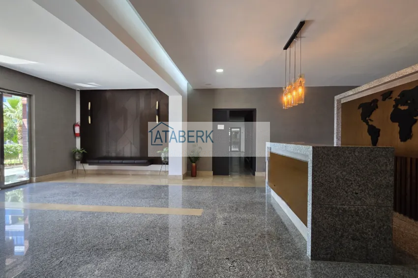 Penthouse 3+1 z prywatnym basenem na tarasie w Kargicak - klasa premium i panoramiczne widoki 14 