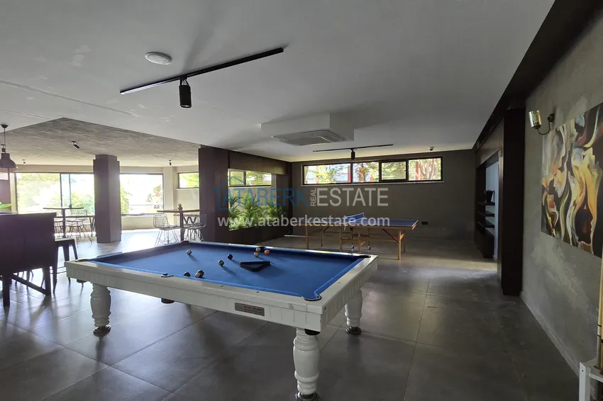 Penthouse 3+1 z prywatnym basenem na tarasie w Kargicak - klasa premium i panoramiczne widoki 16 