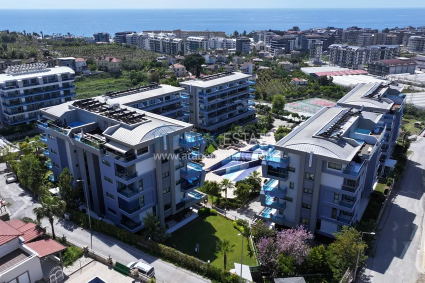 Penthouse 3+1 z prywatnym basenem na tarasie w Kargicak - klasa premium i panoramiczne widoki 1 
