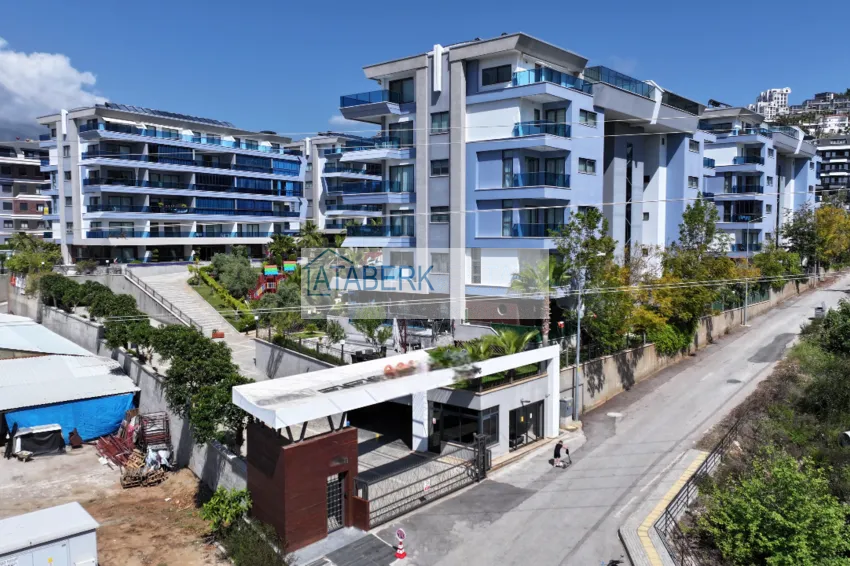 Penthouse 3+1 z prywatnym basenem na tarasie w Kargicak - klasa premium i panoramiczne widoki 6 