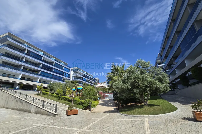 Penthouse 3+1 z prywatnym basenem na tarasie w Kargicak - klasa premium i panoramiczne widoki 8 