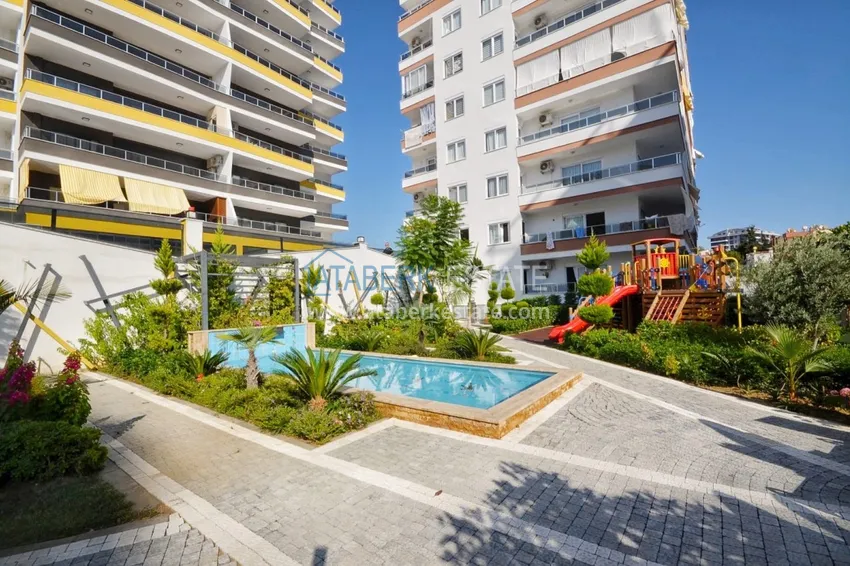 Apartament 2+1 z meblami i częściowym widokiem na morze w Mahmutlar — sprzedaż od właściciela 4 