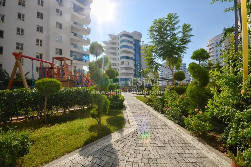 Apartament 2+1 z meblami i częściowym widokiem na morze w Mahmutlar — sprzedaż od właściciela 6 