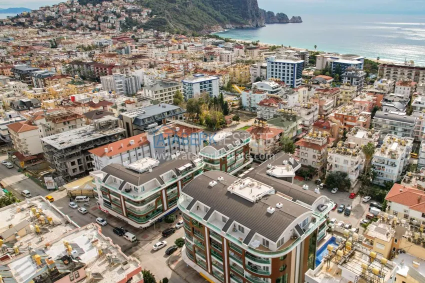 1+1 umeblowane mieszkanie w centrum Alanyi — Plaża Kleopatra 1 