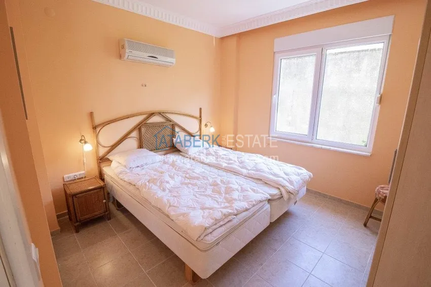 Kupuj  Willa 4+1 w Kargicak, Alanya — trzypiętrowa umeblowana w kompleksie domkowym 11 
