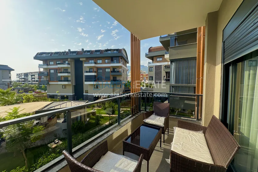 Kupuj  Nowo umeblowane mieszkanie 1+1 w komfortowej rezydencji w Oba, Alanya 7 