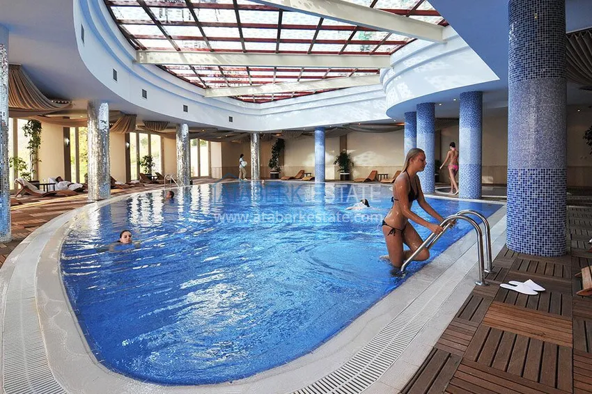 Umeblowane mieszkanie 2+1 do wynajęcia w Alanyi, dzielnica Mahmutlar — legendarny kompleks hotelowy z prywatną plażą nr 708 22 