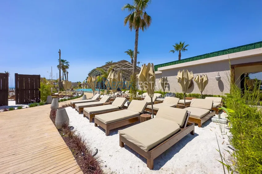 Umeblowane mieszkanie 2+1 XL z pralnią w luksusowym kompleksie — Alanya, Turkler. Nadaje się do zezwolenia na pobyt 42 