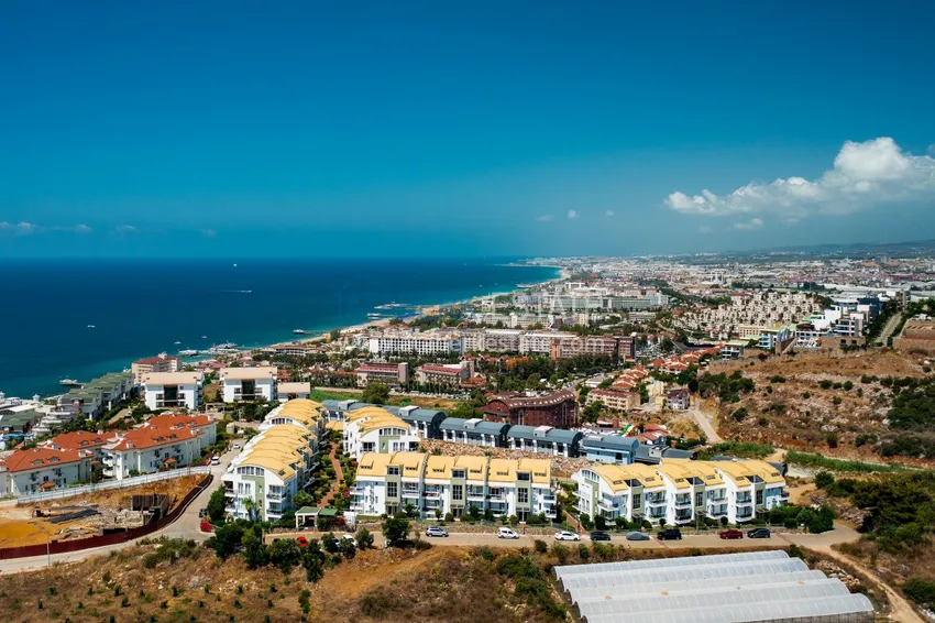 Dwupoziomowy penthouse 3+1 z panoramicznym widokiem w Konakli, Alanya 1 