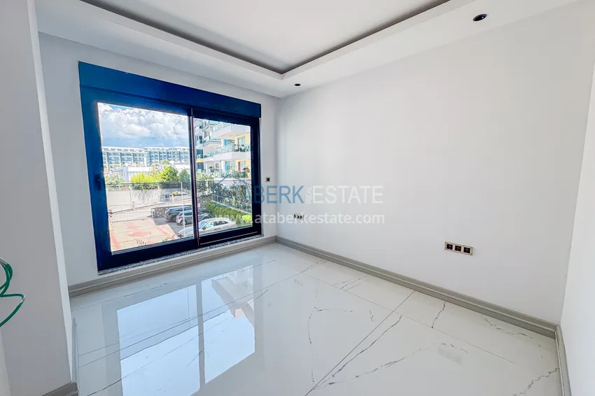 Kupuj  Linear 4+1 apartament przy plaży w Alanyi, dzielnica Kargicak — dla obywatelstwa 12 