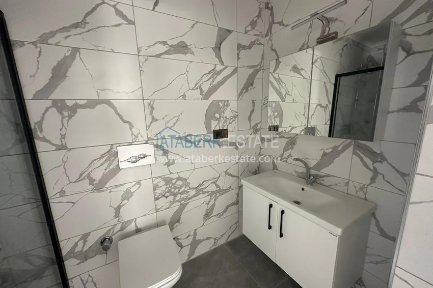 Kupuj  Apartament 2+1 w centrum Alanyi - z oddzielną kuchnią i widokiem na góry, odpowiedni na zezwolenie na pobyt 10 