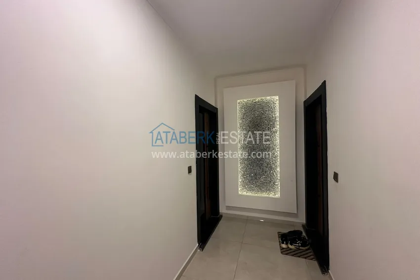 Kupuj  Apartament 2+1 w centrum Alanyi - z oddzielną kuchnią i widokiem na góry, odpowiedni na zezwolenie na pobyt 1 