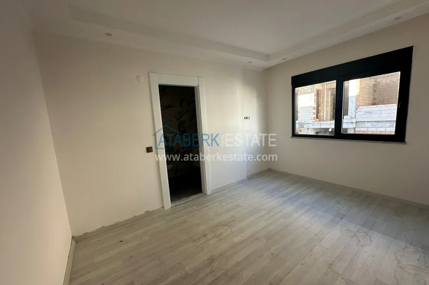 Kupuj  Apartament 2+1 w centrum Alanyi - z oddzielną kuchnią i widokiem na góry, odpowiedni na zezwolenie na pobyt 6 