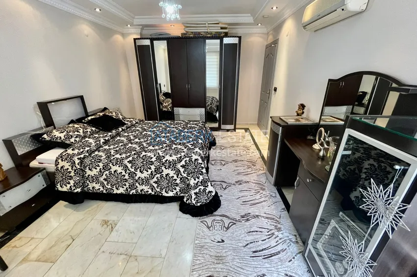 Kupuj  Mieszkanie 2+1 po gruntownym remoncie z nowymi meblami — Alanya, dzielnica Oba 12 