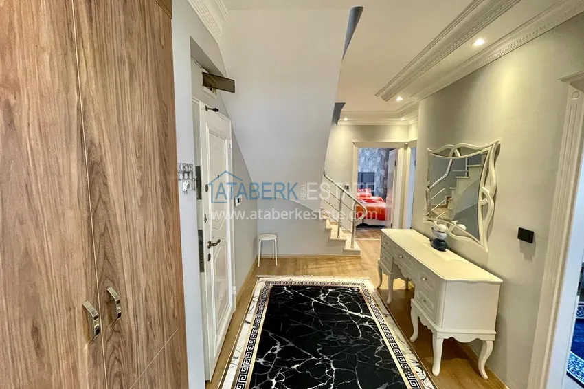 Kupuj  Duplex 3+1 w Alanyi - umeblowany w centrum Oba, 300 metrów od plaży  2 