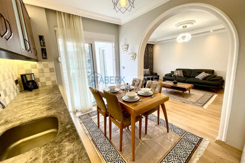 Kupuj  Duplex 3+1 w Alanyi - umeblowany w centrum Oba, 300 metrów od plaży  9 