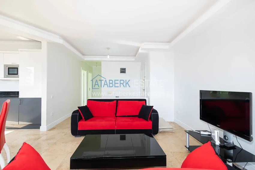 Kupuj  Apartament 2+1 z dużym tarasem w dzielnicy Cikcilli, Alanya — nieruchomość na zezwolenie na pobyt 7 