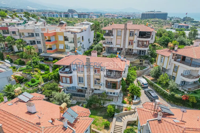Kamienica Triplex 3+1 w Alanyi, dzielnica Kestel — kompleks domków letniskowych 300 metrów od morza 2 