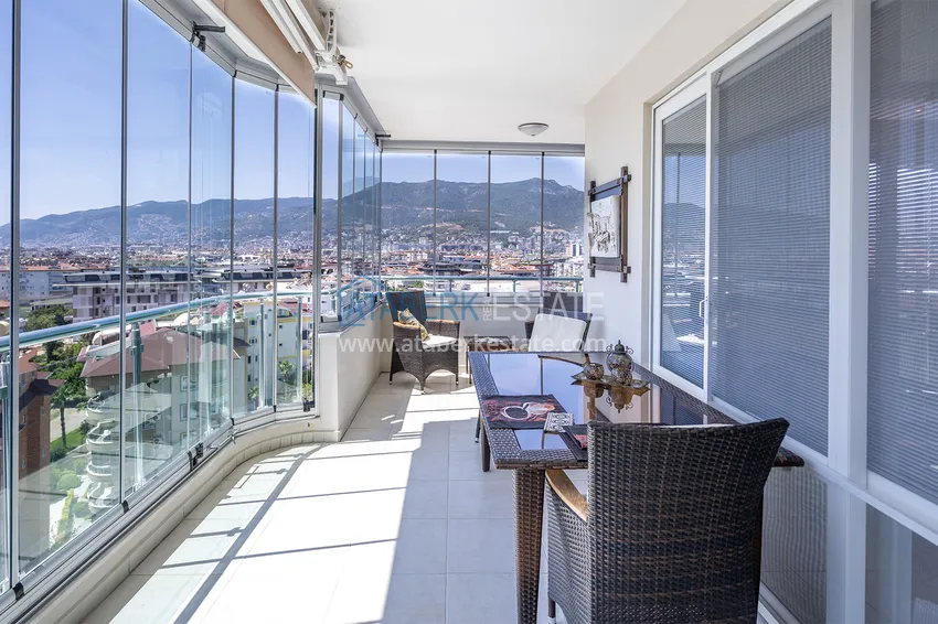 Kupuj  Nieruchomość na zezwolenie na pobyt w Alanyi. Dwupoziomowy penthouse pod klucz z panoramicznym widokiem, dzielnica Tosmur 14 