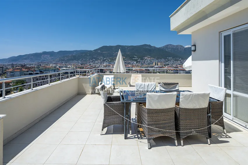Kupuj  Nieruchomość na zezwolenie na pobyt w Alanyi. Dwupoziomowy penthouse pod klucz z panoramicznym widokiem, dzielnica Tosmur 16 