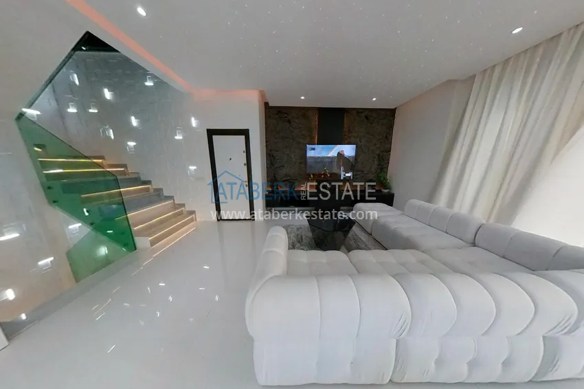 Kupuj  Elitarny triplex penthouse o oryginalnym designie w Alanya, dzielnica Mahmutlar 2 