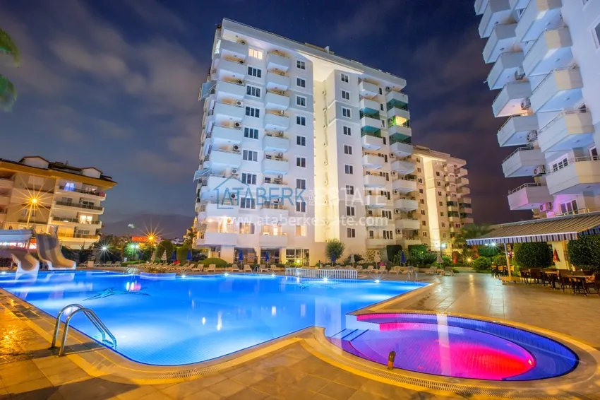 Nieruchomość na zezwolenie na pobyt w Alanyi. Dwupoziomowy penthouse pod klucz z panoramicznym widokiem, dzielnica Tosmur 5 