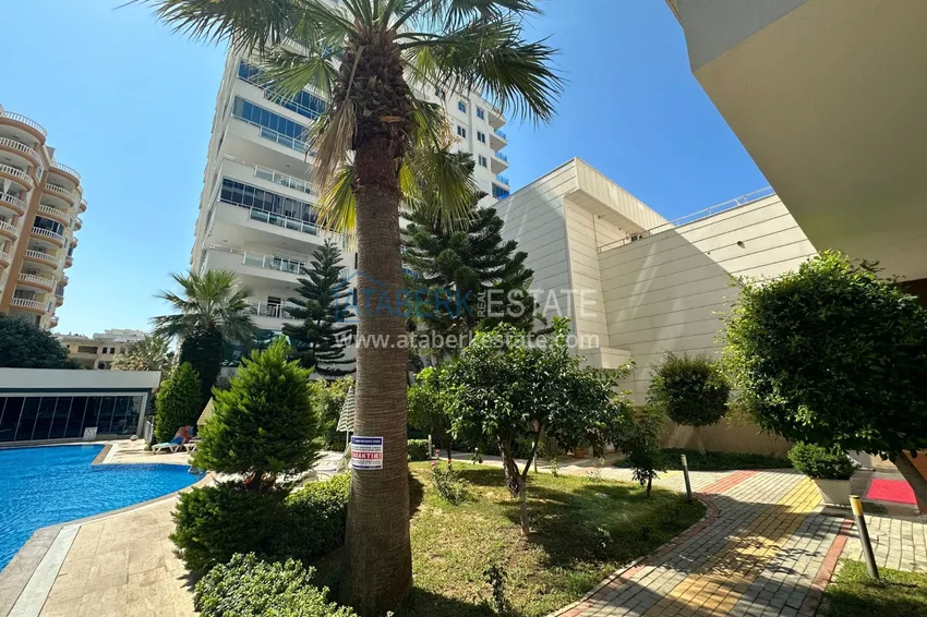 Elitarny triplex penthouse o oryginalnym designie w Alanya, dzielnica Mahmutlar 5 
