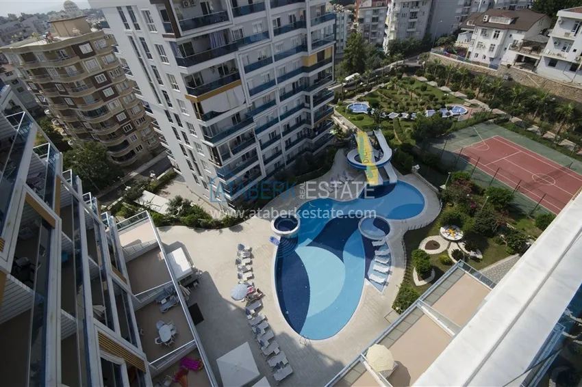 Kupuj  Apartament 1+1 z widokiem na morze w Tosmur — 300 metrów od plaży. Nieruchomość na zezwolenie na pobyt w Alanyi 10 