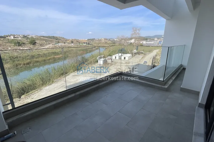 Kupuj  Apartament 1+1 w Alanyi, dzielnica Turkler — 85 m², podstawowa nieruchomość w pięciogwiazdkowym ośrodku 9 