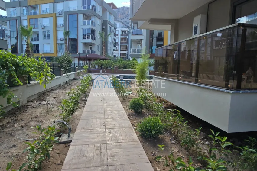 Nieruchomości w Antalyi od dewelopera - stylowe apartamenty w nowym kompleksie dzielnicy Hurma  10 