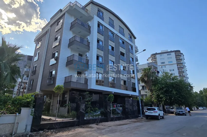 Nieruchomości w Antalyi od dewelopera - stylowe apartamenty w nowym kompleksie dzielnicy Hurma  1 