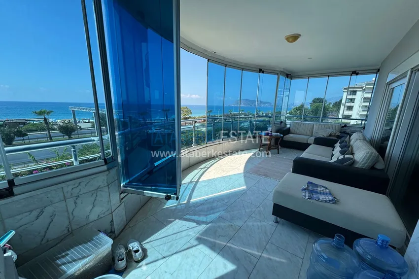 Kupuj Luksusowy apartament 3+1 na pierwszej linii w Tosmur, Alanya — układ liniowy, meble, widok na morze 11