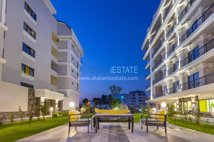 Dwupoziomowy penthouse 3+1 w Kargicaku — pod klucz, odpowiedni dla obywatelstwa 16 