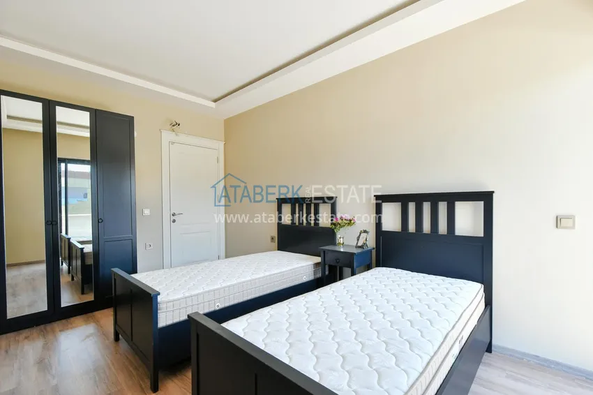 Kupuj  Dwupoziomowy penthouse 3+1 w Kargicaku — pod klucz, odpowiedni dla obywatelstwa 16 